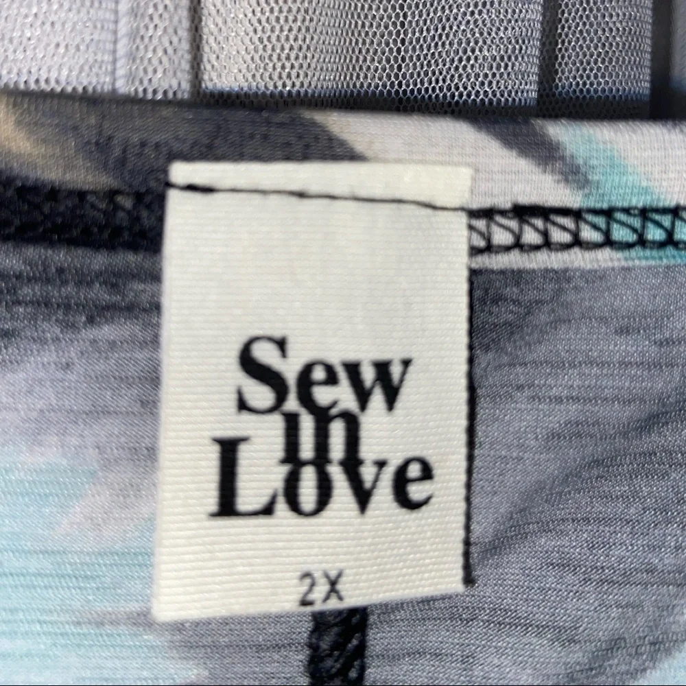 NWOT SEW IN LOVE TOP - Picture 8 of 8